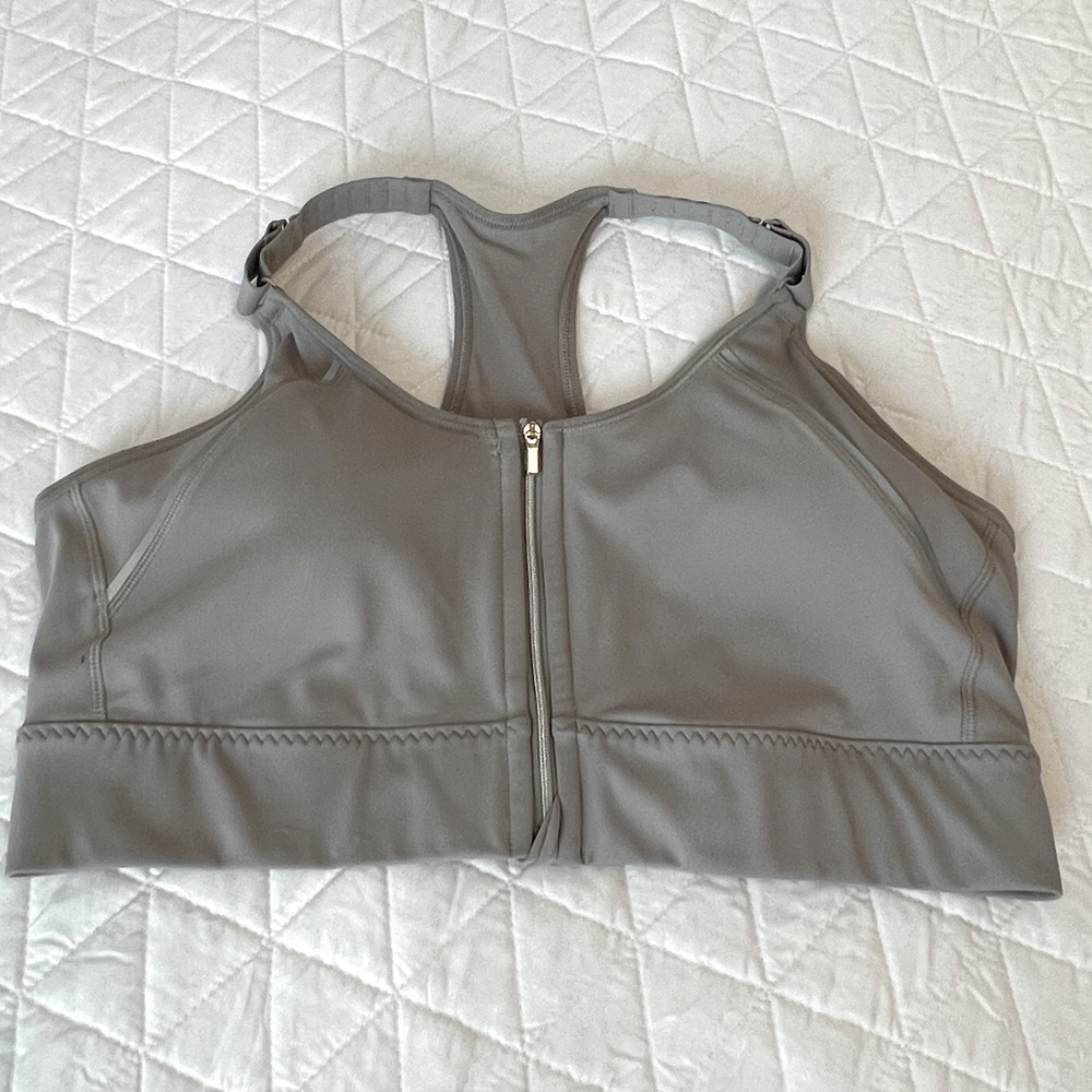 Athleta Gray Razorback Sports Bra